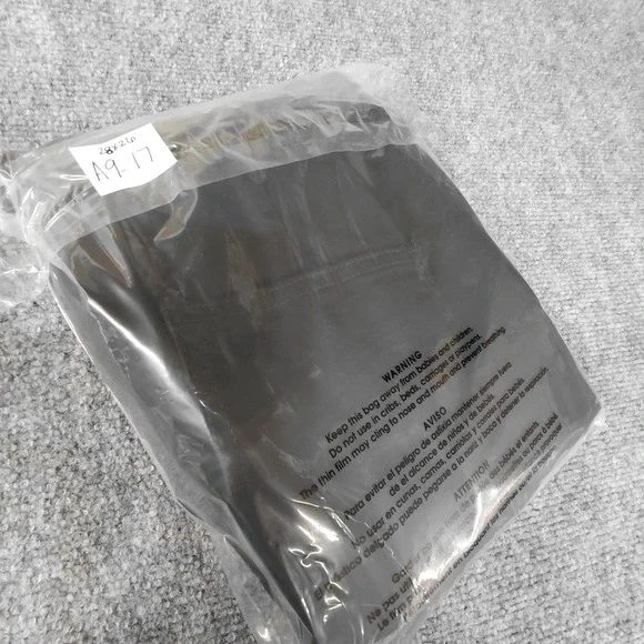 Barrel Cargo Pants Black Jeans Womens Size MEDIUM 28x26 Pockets - Picture 12 of 12